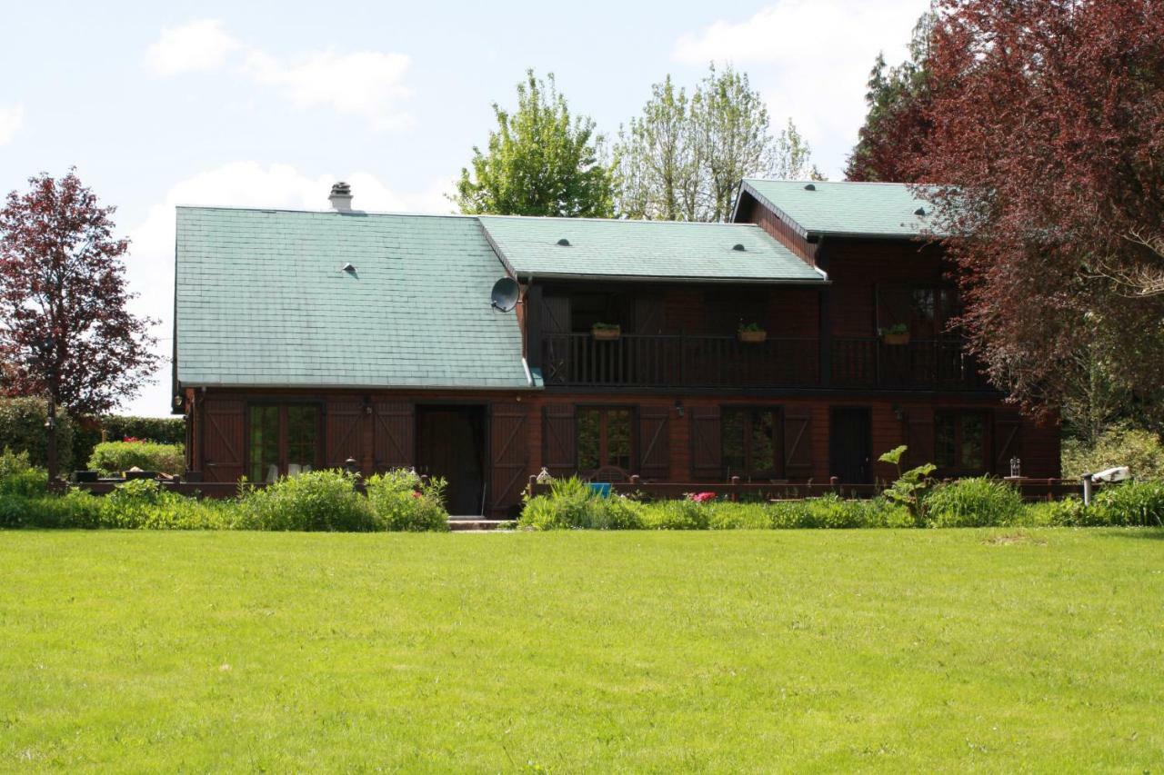 Spruce Lake Sauviat-sur-Vige Extérieur photo